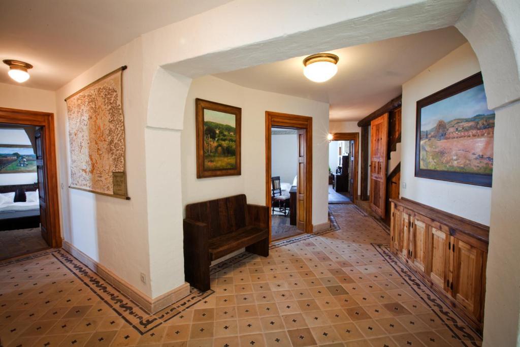 Halasi Pince Panzio 3* Villany